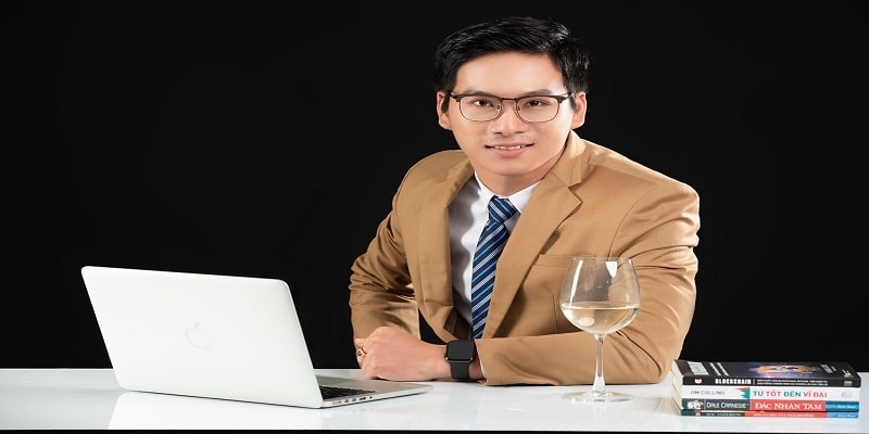 CEO Trần Minh Hiếu